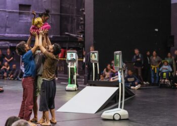 Vu sur Hacnum Media | Spectacle Vivant, Scènes Numériques : inclure de nouveaux publics ?